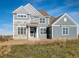 W273N5841 Autumn Run, Sussex, WI 53089