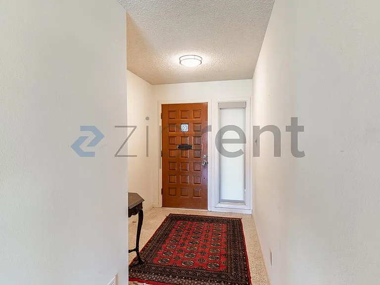 6501 Mesa Dr — Photo 10