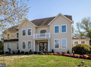 40 Steeplechase Ln, Royersford, PA 19468