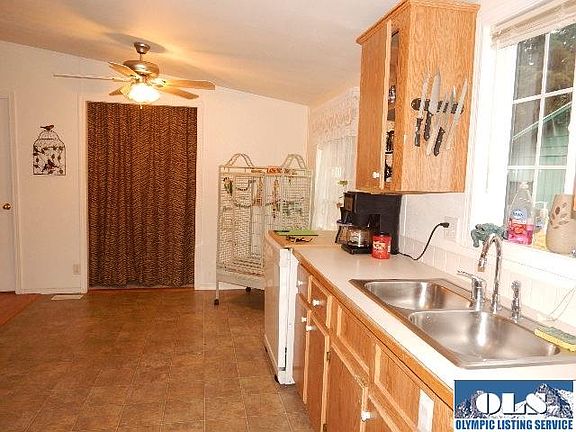 5th image of 2848 E Myrtle St APT 1