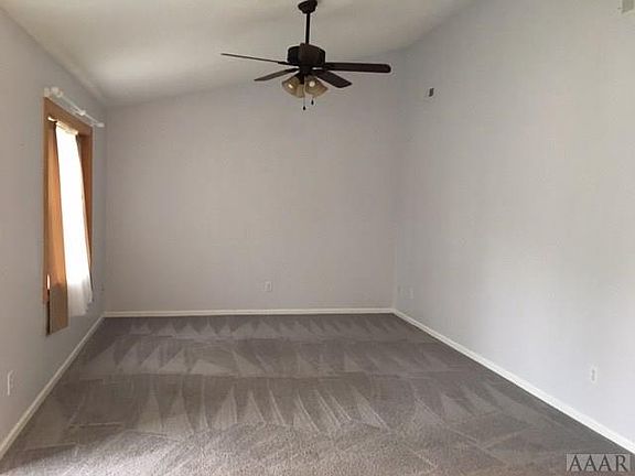 2nd image of 107 Oakwood Ln