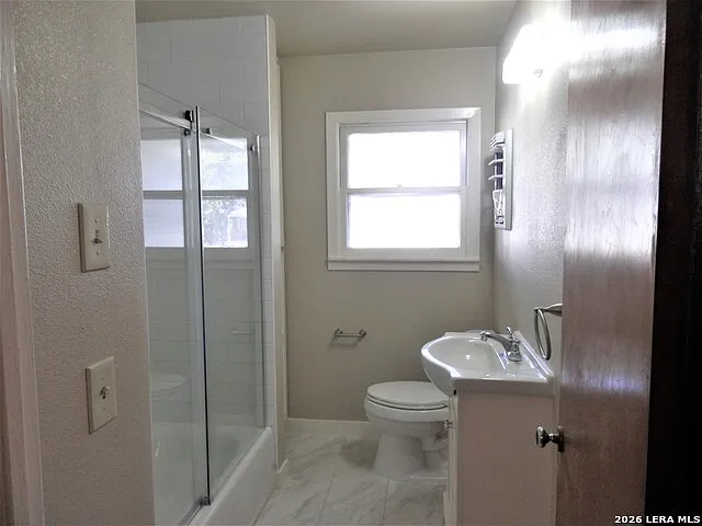 555 N Union Ave — Photo 23