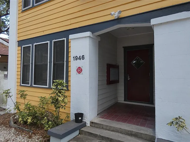 1946 3rd Ave N #2 — Photo 3