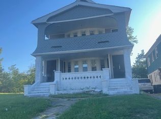 1842 Colonnade Rd, Cleveland, OH 44112