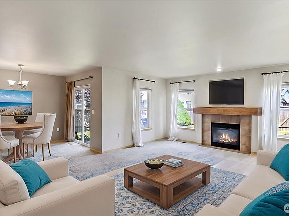 4th image of 18611 26th Avenue E