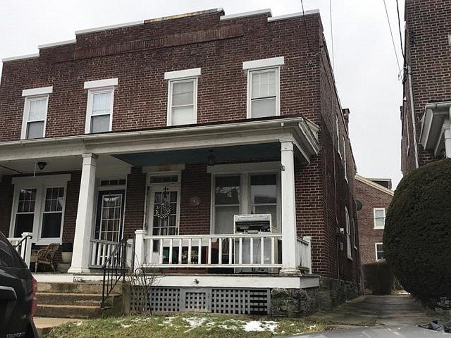2nd image of 746 N Franklin St