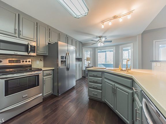 5th image of 1280 Pinyon Pl #3