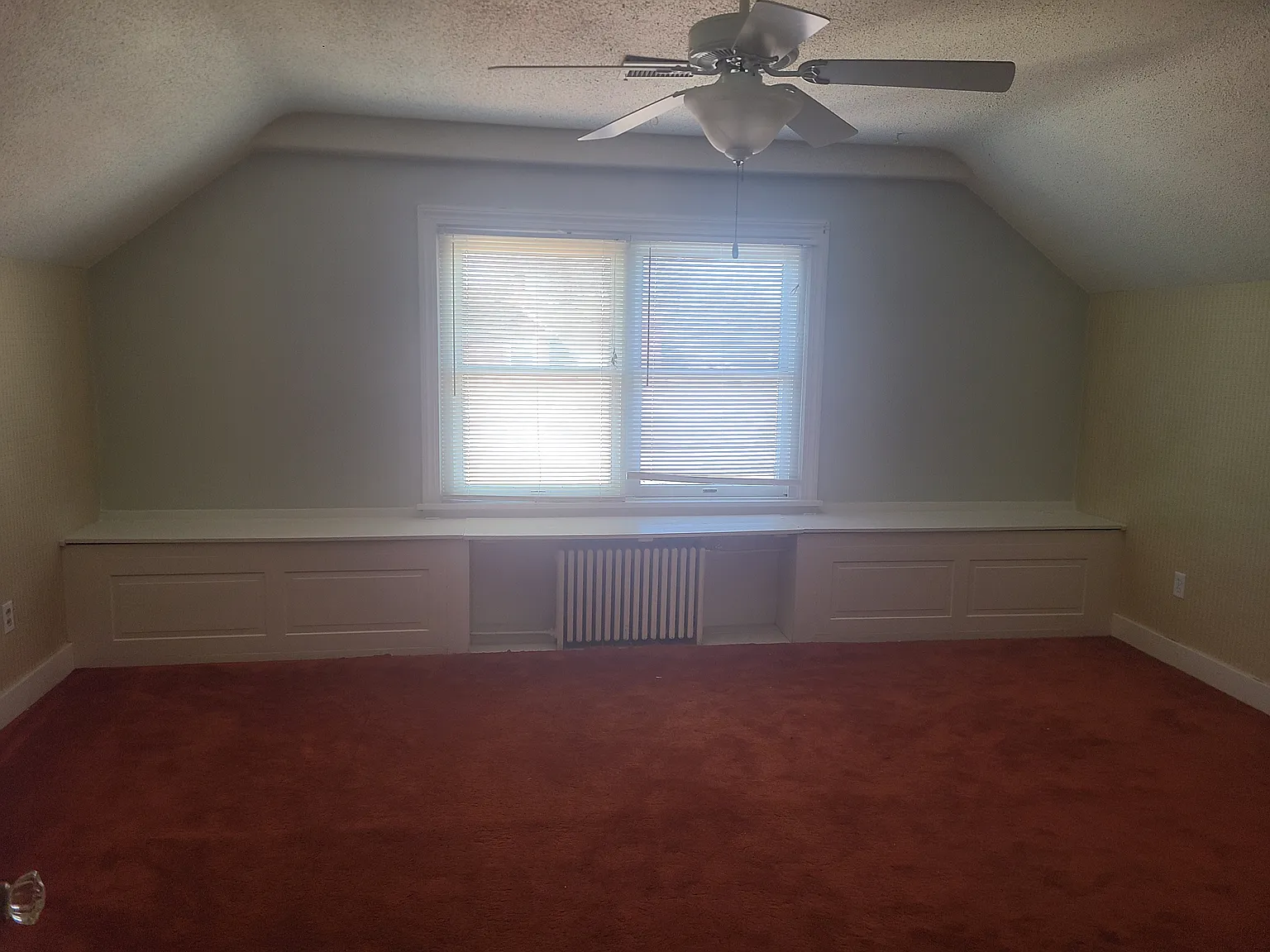 1415 Brady St — Photo 4