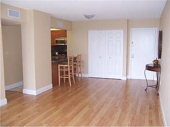 5th image of 870 NW 87th Ave APT 301
