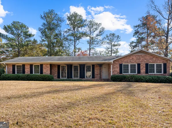 1051 Clairmont Pl, Macon, GA 31204