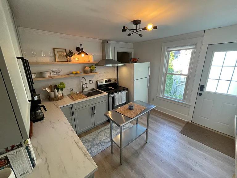 3046 N Oakland Ave #2 — Photo 3
