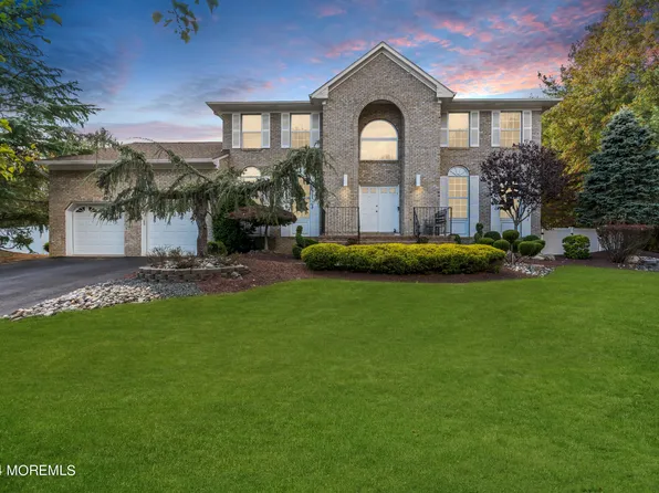 138 Serpentine Drive, Morganville, NJ 07751