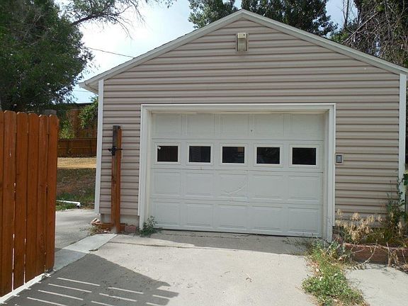3rd image of 2021 11th Ave N