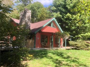 35 Spring Brook Dr, Mars Hill, NC 28754