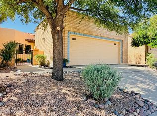 272 E Southern Pines Dr, Oro Valley, AZ 85737