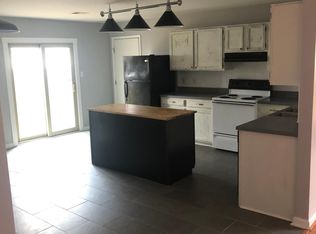 4097 Smokey Lake Dr, Virginia Beach, VA 23462