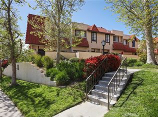 27633 Nugget Dr APT 1, Santa Clarita, CA 91387