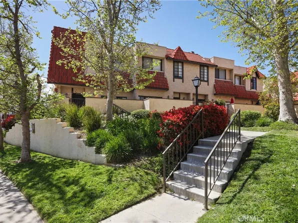 27633 Nugget Dr APT 1, Santa Clarita, CA 91387