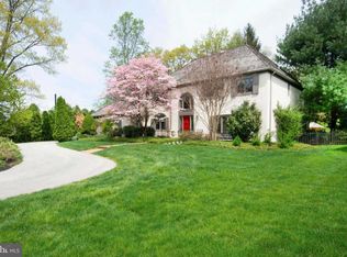 995 Derring Ln, Bryn Mawr, PA 19010