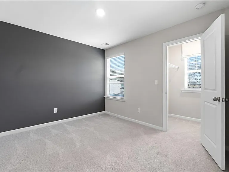21 Golden Eagle Pkwy — Photo 17
