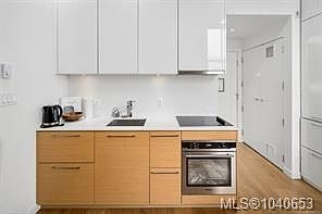 4th image of 1610 Store St #226