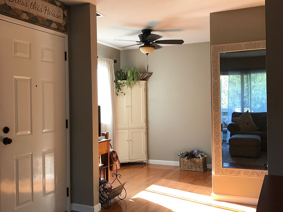 1st image of 4535 Oak Glen Dr Unit E