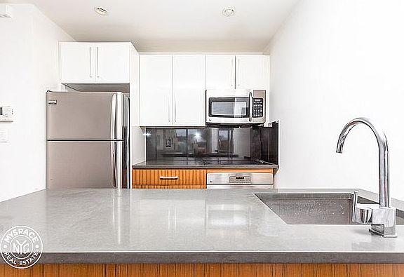 5th image of 1209 Dekalb Ave APT 101