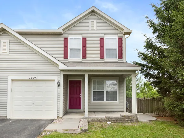 1426 Dahlgren Ln, Minooka, IL 60447