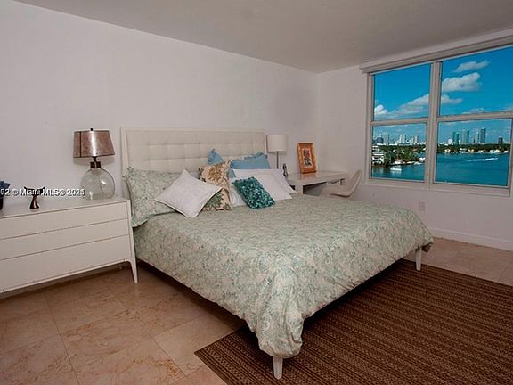 5th image of 1800 Purdy Ave APT 908