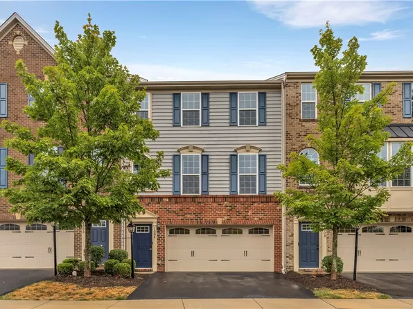 1304 Pointe View Dr, Mars, PA 16046