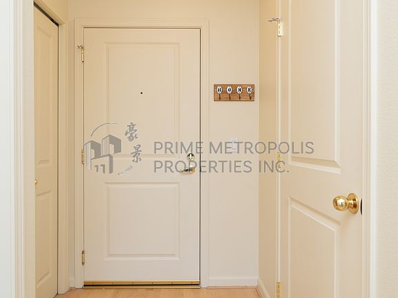 5th image of 1525 NW 57th St Unit 313