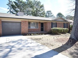 921 Hollydale Ln, Fayetteville, NC 28314
