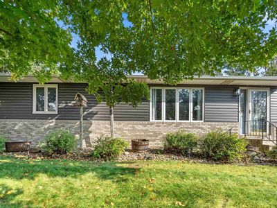 818 8th St NW, Independence, IA, 50644