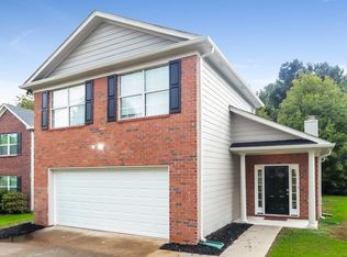 6662 Browns Mill Ferry Dr, Lithonia, GA 30038