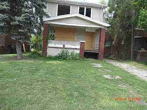 14369 Strathmoor