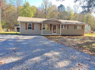 112 Douglas St SE, Hartselle, AL 35640
