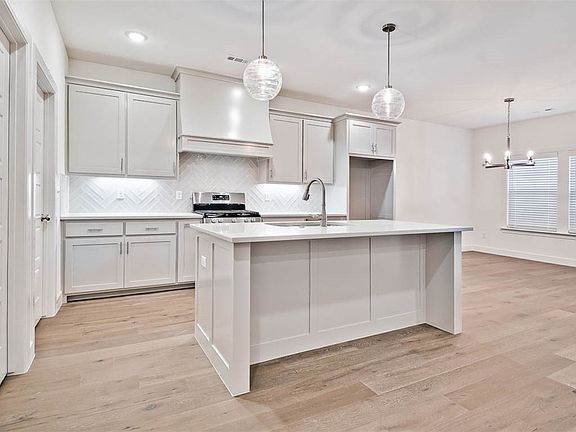 5th image of 29 Lockhart Ln