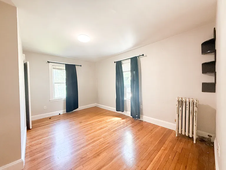 28 Winter St #2 — Photo 4