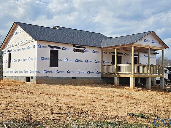 3rd image of 2078 E Courthouse Rd