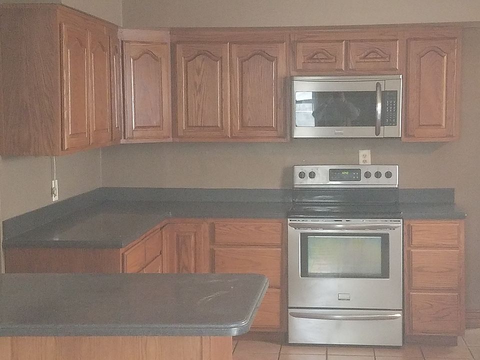1st image of 4707 E 300 N