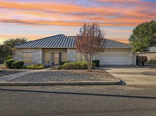 802 Avenue C, Fredericksburg, TX 78624