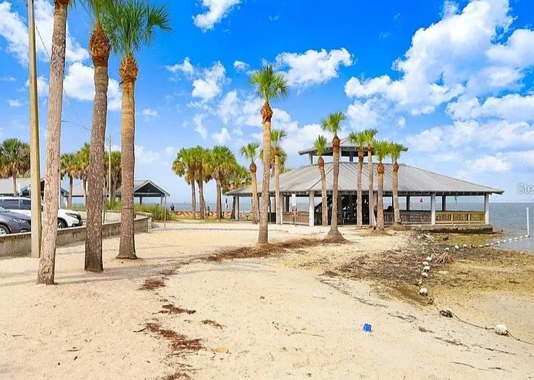 2 bed, 784 sqft, $1,499 — Photo 3
