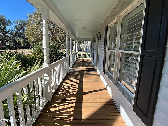 4th image of 1097 Otter Circle