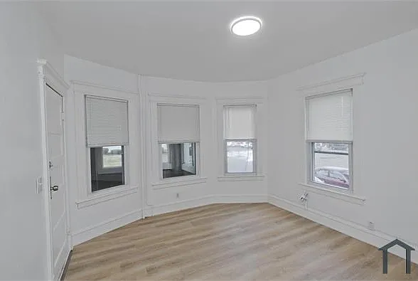 31 Rose St #1 — Photo 22