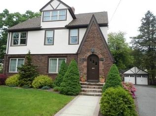 441 Trafton Rd, Springfield, MA 01108