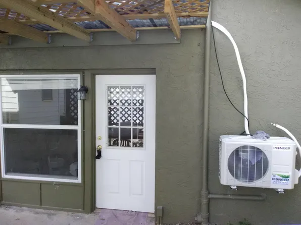 302 Washington St APT C, New Smyrna Beach, FL 32168