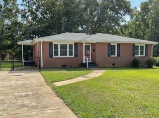 609 W Greer St, Honea Path, SC 29654