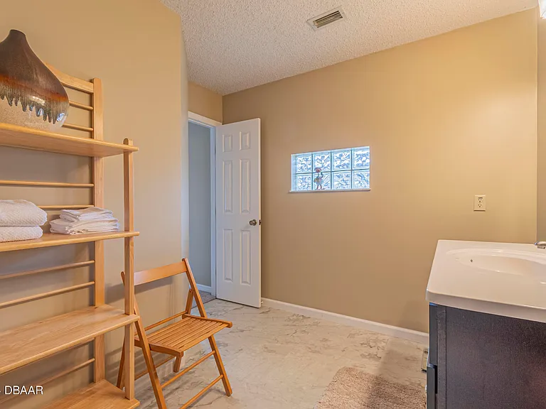 6236 Clover Bend Dr — Photo 44