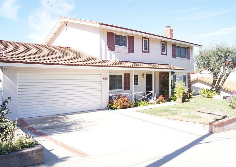 1st image of 28929 Briarhurst Dr