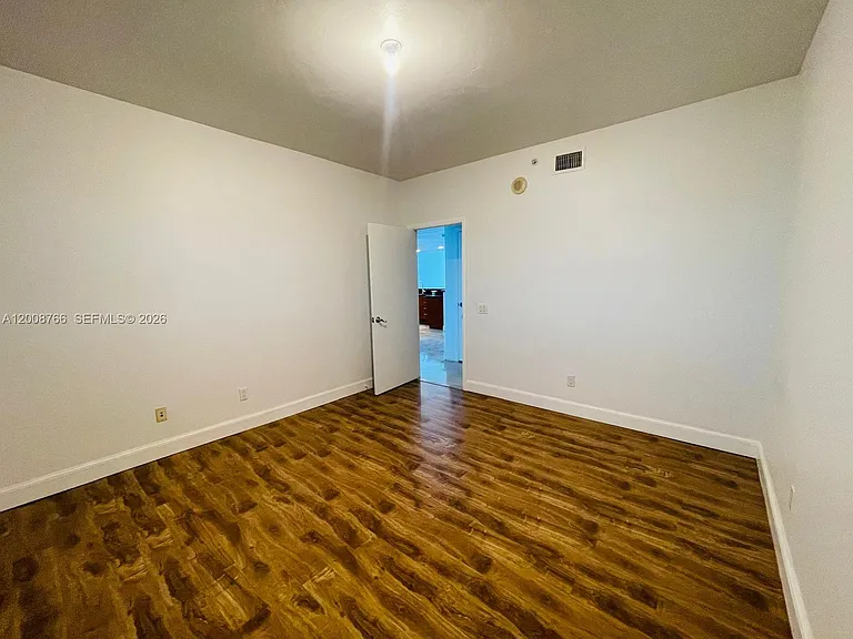 14951 Royal Oaks Ln #1402 — Photo 8